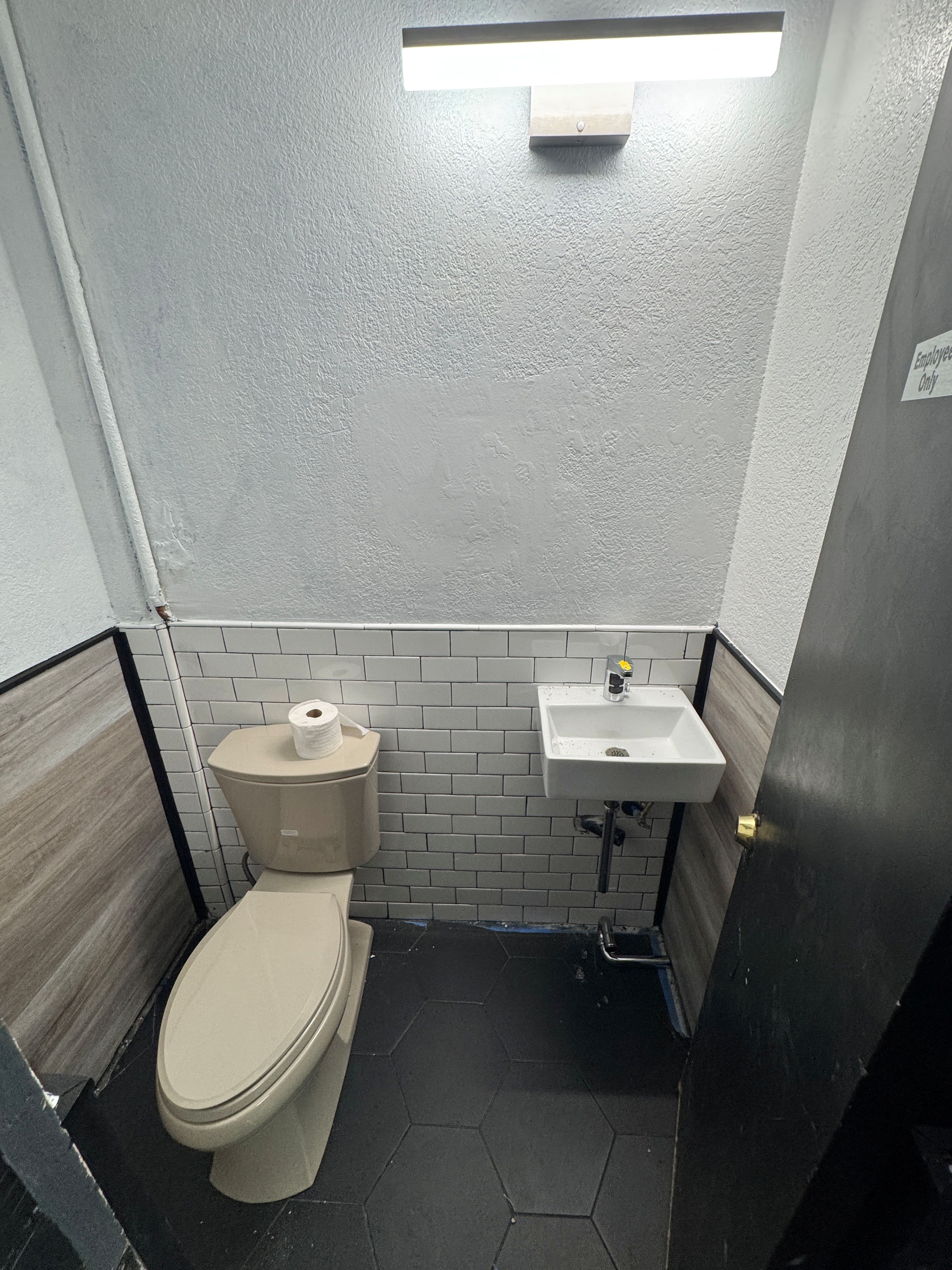 Clean Bathroom Fixed